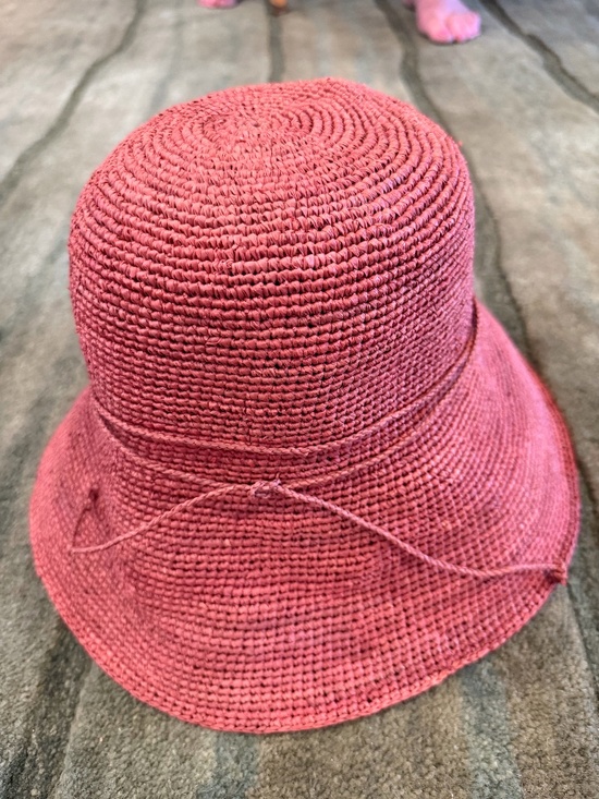 SANS ARCIDET PARIS Accessories - SANS ARCIDET PARIS; MADAGASCAR RAFFIA HAT; RUST